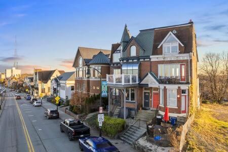 Апартаменти Charming Studio-Panoramic View-Your Pittsburgh Sanctuary Екстер'єр фото